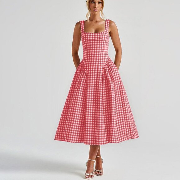 Dresses & Skirts - 🌷NWT Retro Fit & Flare Square Neck Gown🌷